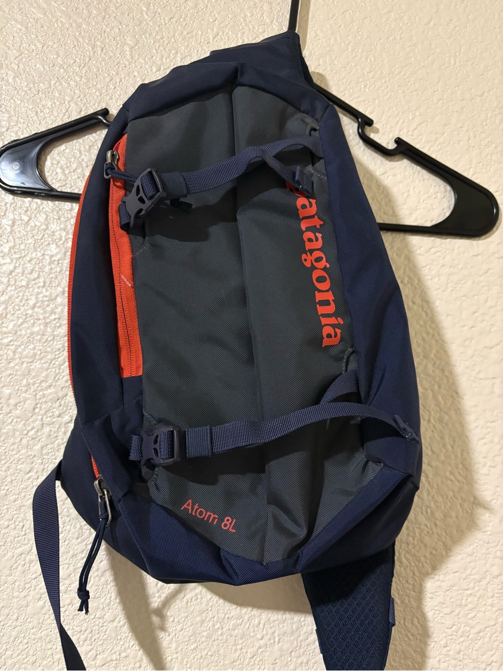 Patagonia Atom Sling Bag 8L Navy Blue Gray Orange Hiking Crossbody Backpack
